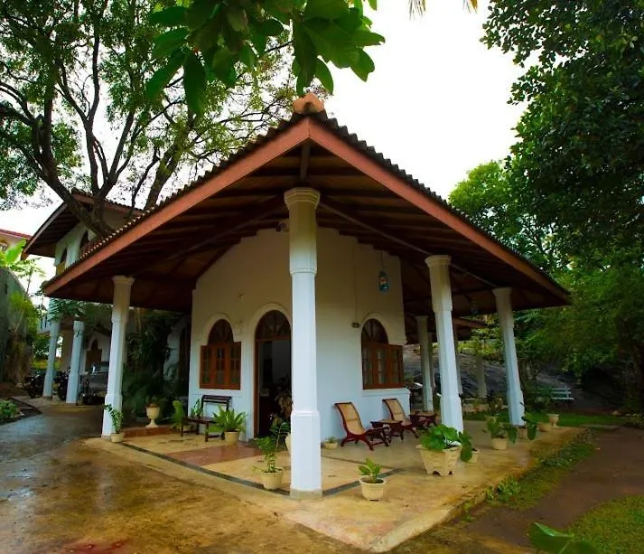 Rockwood Villa Kandy Hotel